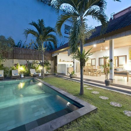 Villa Star Seminyak Zewnętrze zdjęcie